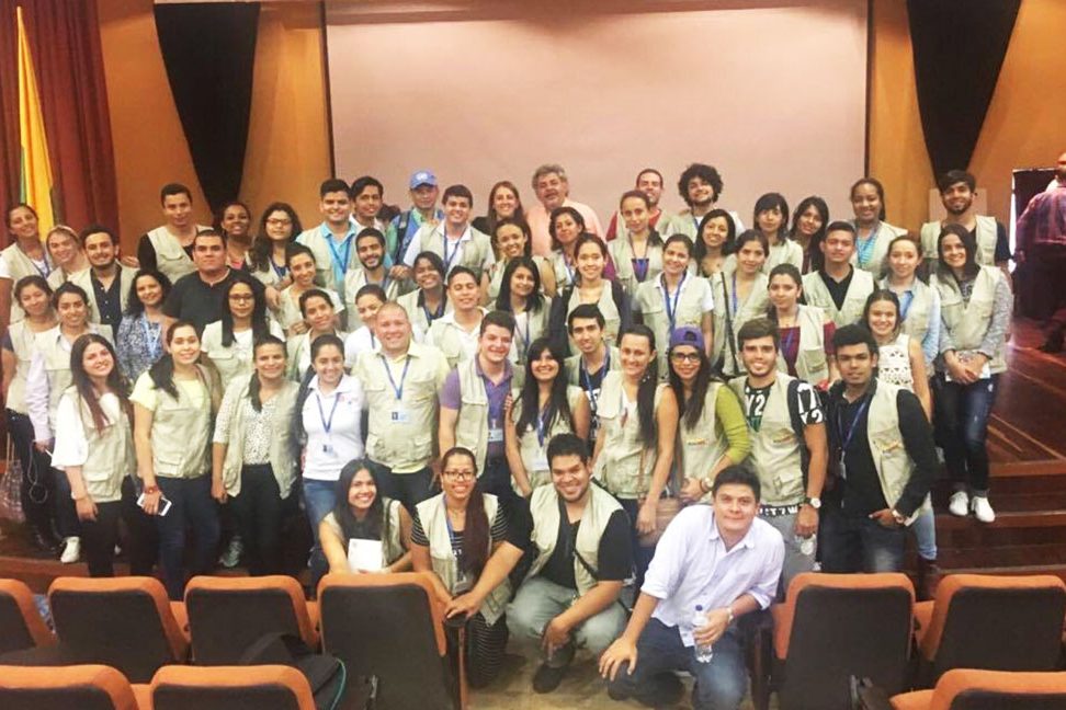 pasantes-del-programa-de-derecho-en-medellin-udenar-periodico