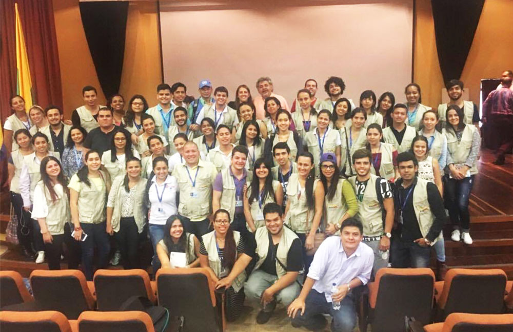 pasantes-del-programa-de-derecho-en-medellin-udenar-periodico