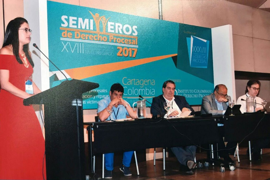 oradora-luisa-maria-melo-udenar-periodico