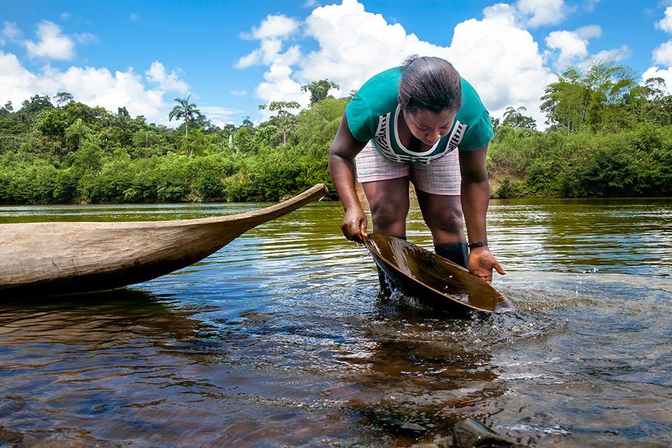 4-premio-mejor-reportaje-fotografico-2017-oro-de-barbacoas-udenar-periodico-2017