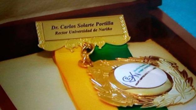 reconocimiento-carlos-solarte-udenar-periodico