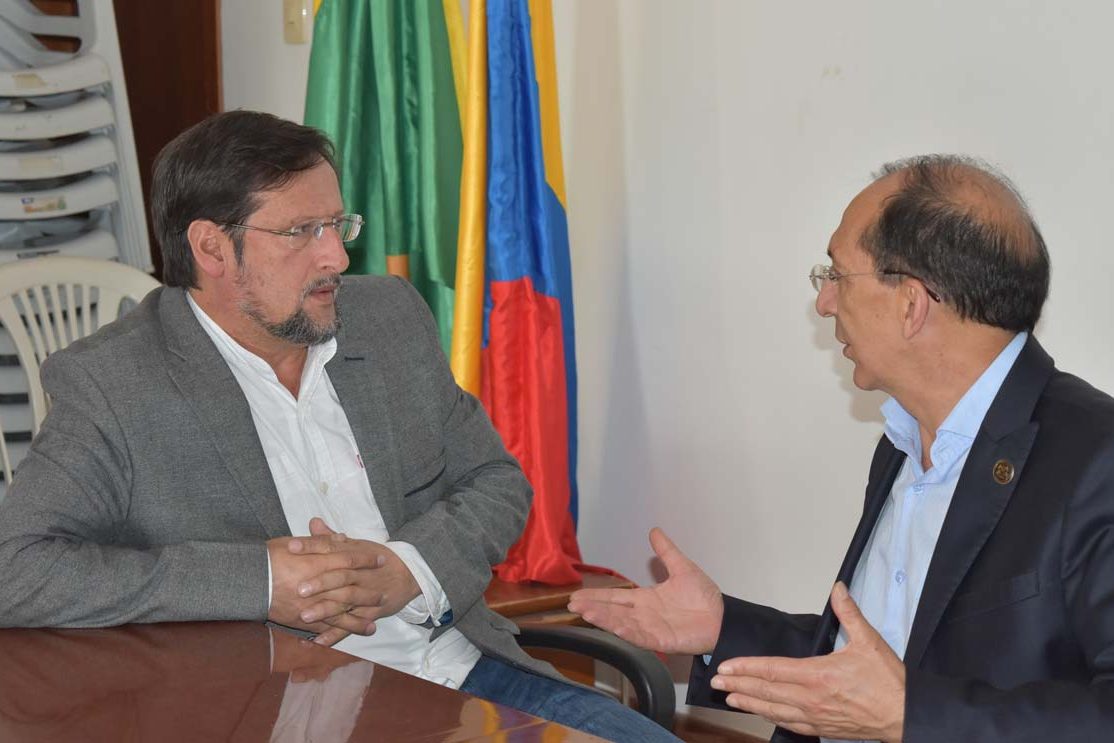 carlos-solarte-portilla-y-ricardo-romero-udenar-periodico