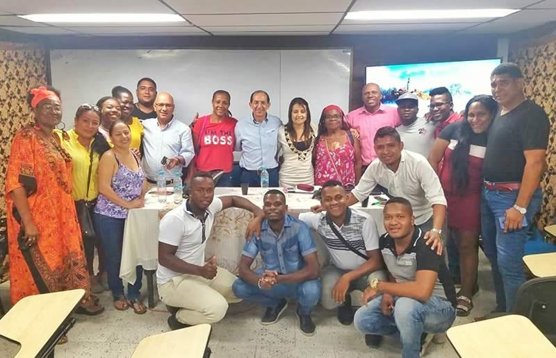 reunion-rector-con-comunidad-tumaco