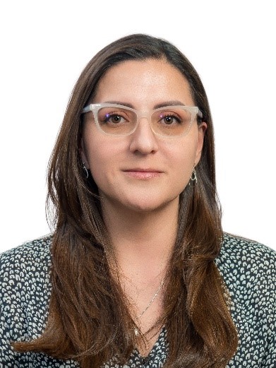 Silvana Paredes Castillo